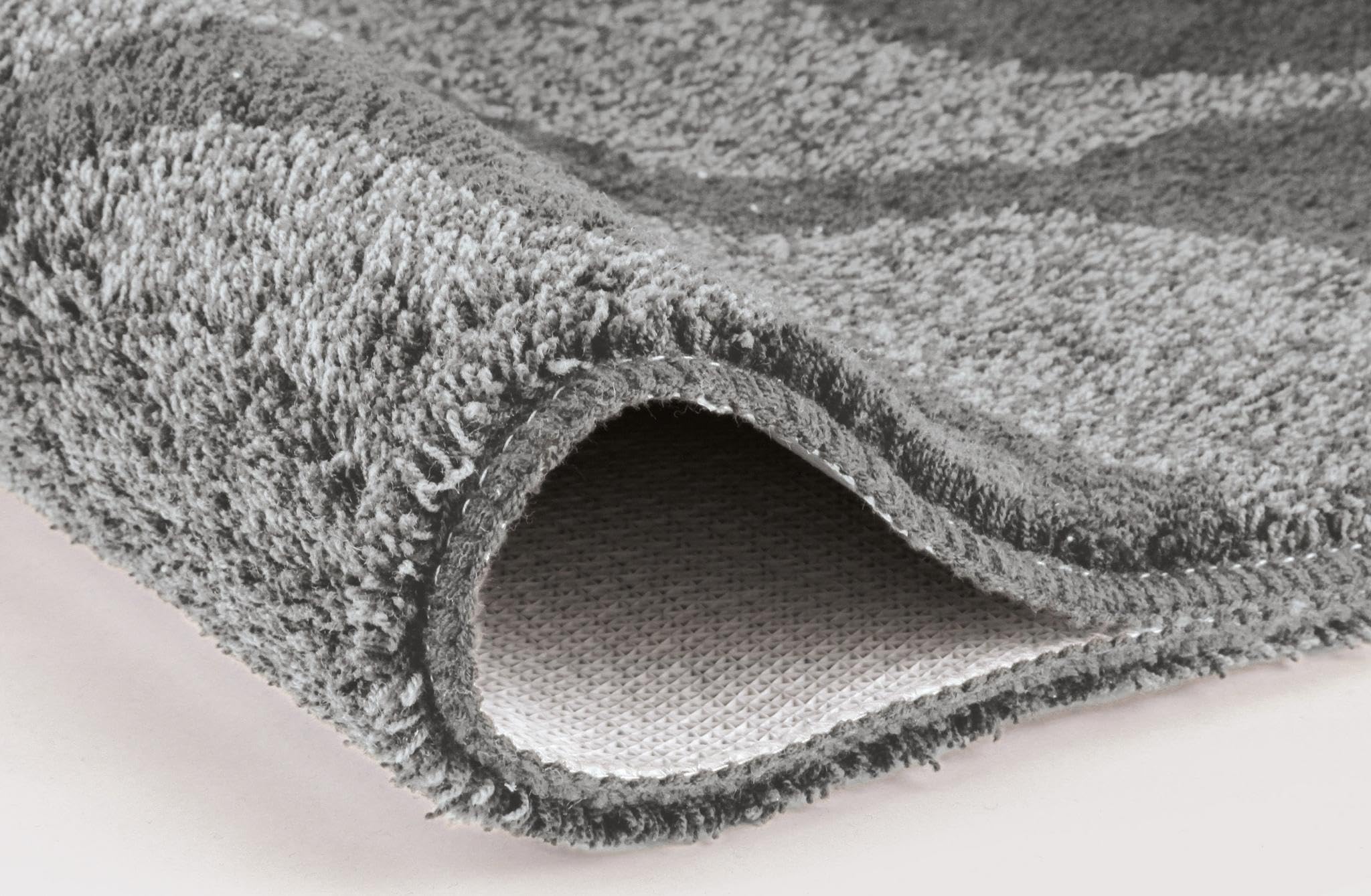 kleine-wolke-wc-vorleger-onda-anthrazit-55-x-55-cm-mit-ausschnitt image 2