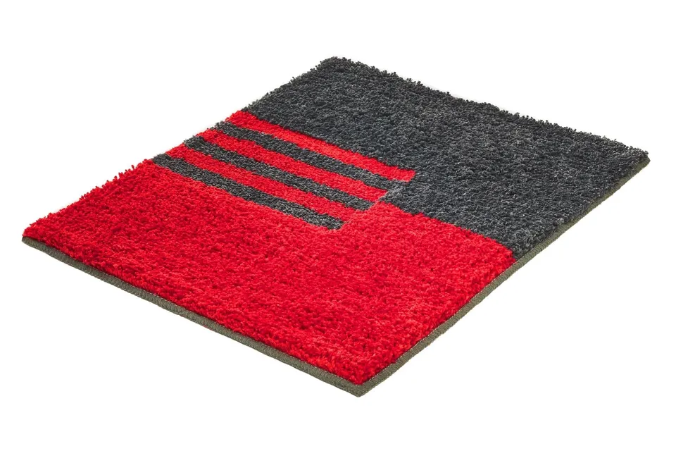 kleine-wolke-badteppich-dynamic-rubin-50-x-60-cm image 1