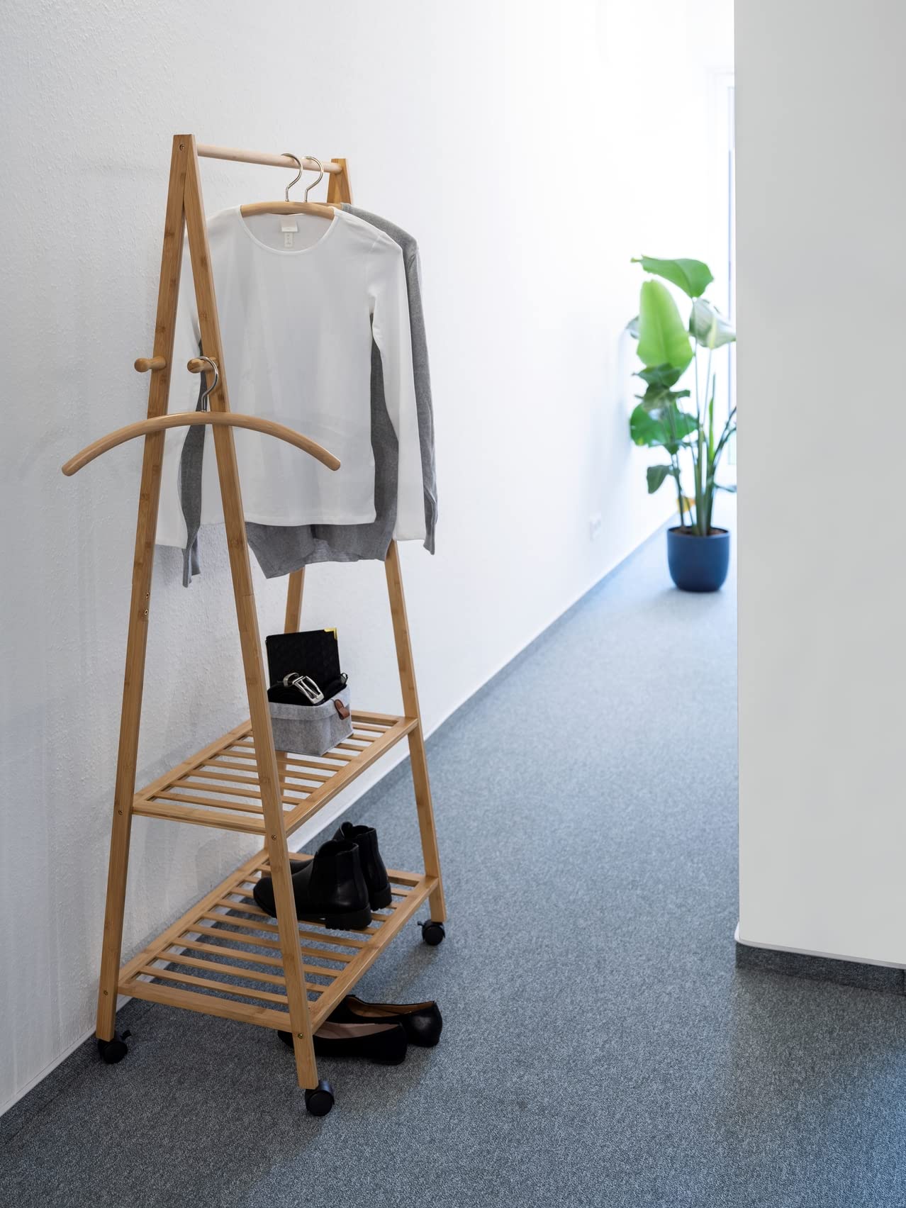 wenko-kleiderst-nder-honolulu-bambus-76-5-x-165-x-43-5-cm-standgarderobe-auf-rol image 7