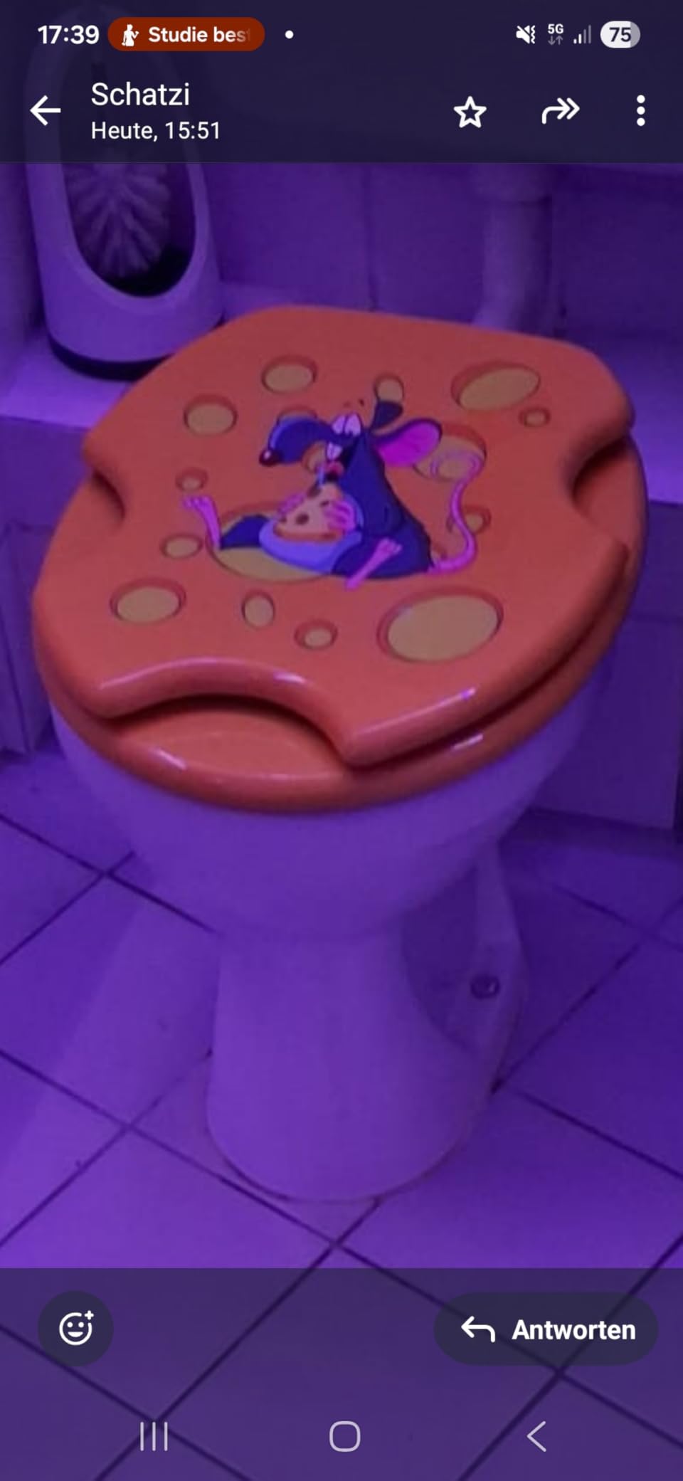 Sehr zufrieden
