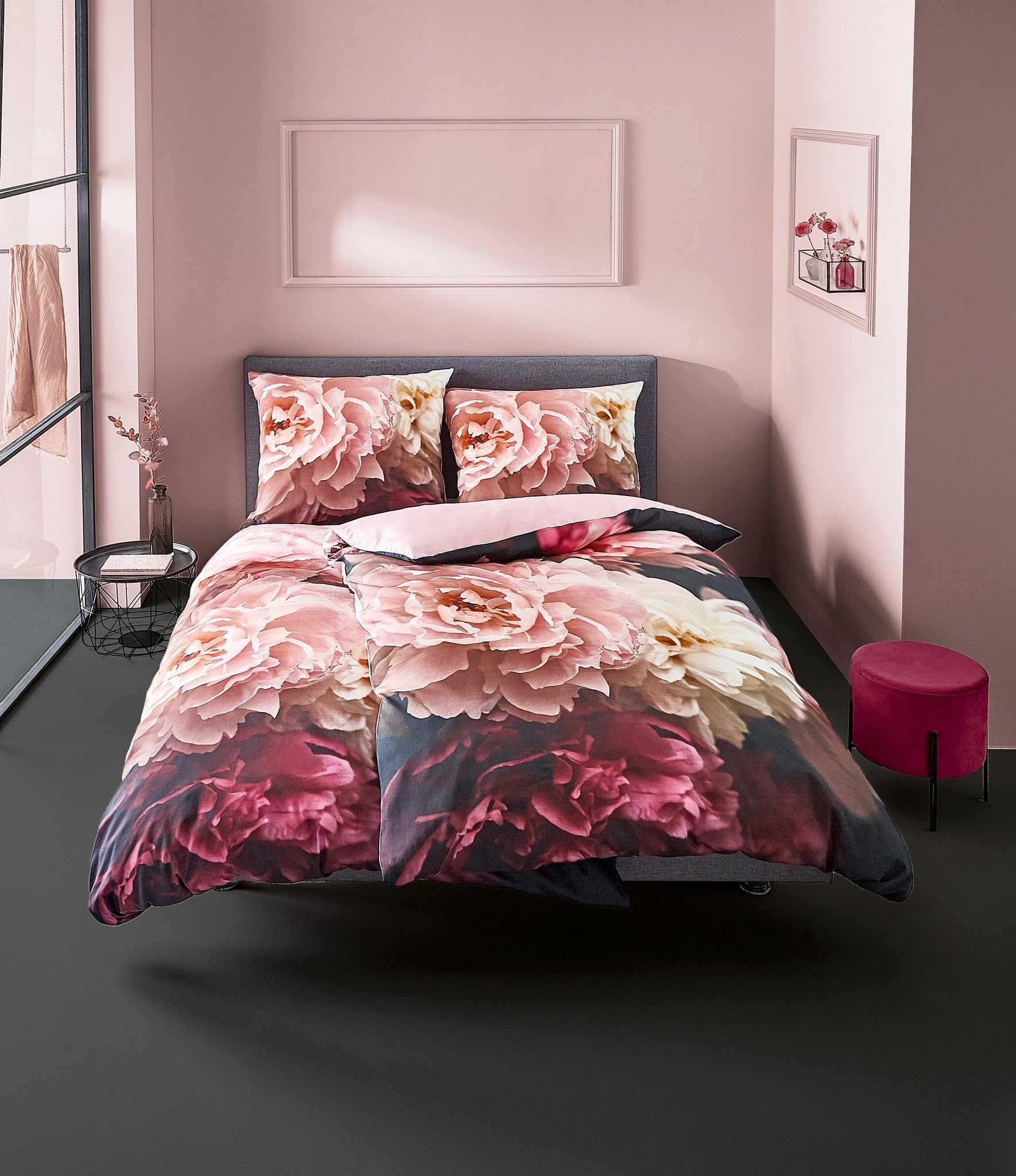 kleine-wolke-satin-bettw-sche-rosemarie-bordeaux-155x220-cm-80x80-cm image 2