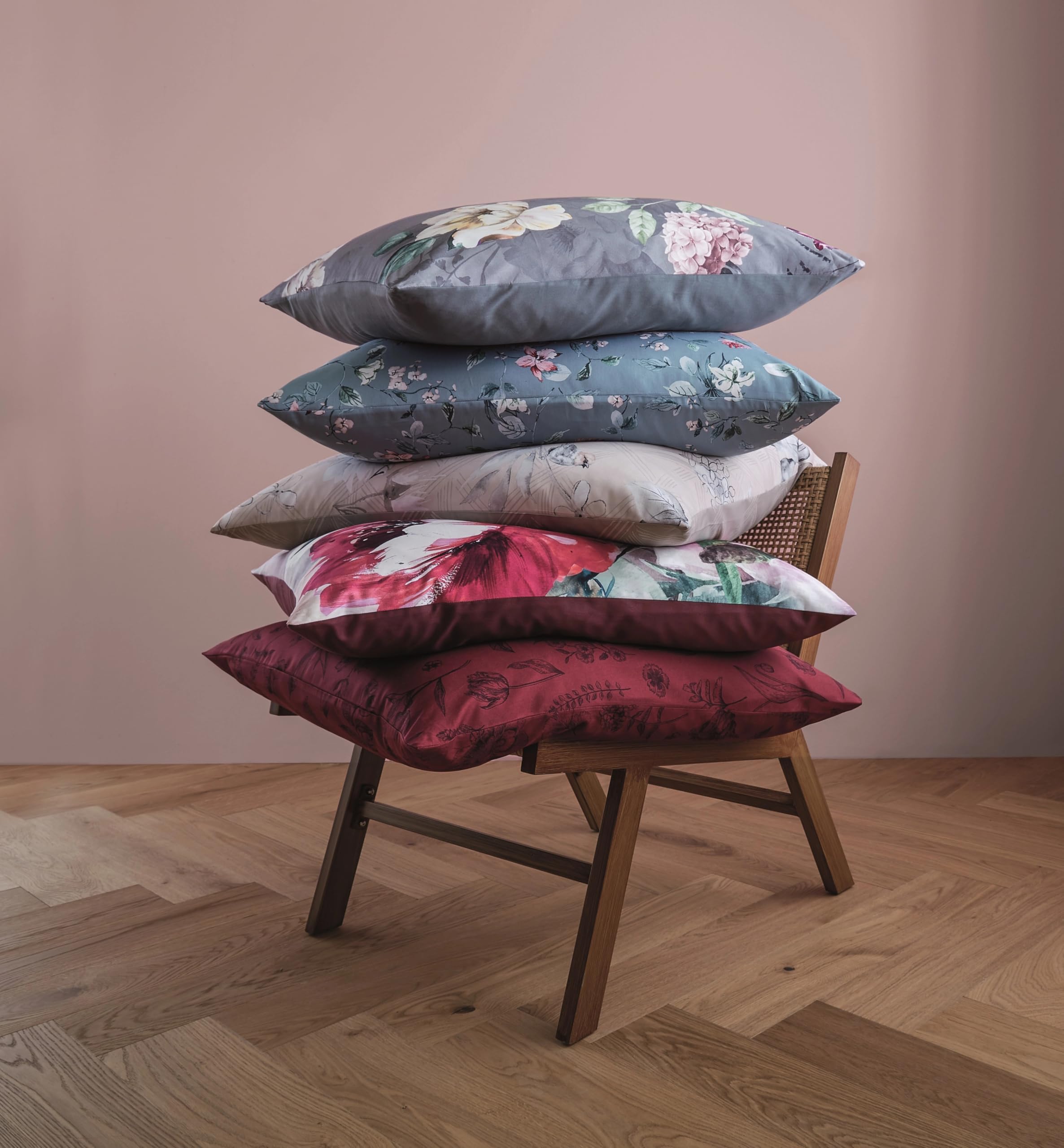 kleine-wolke-bettw-sche-satin-lisse-rot-135-x-200-cm-80-x-80-cm image 3