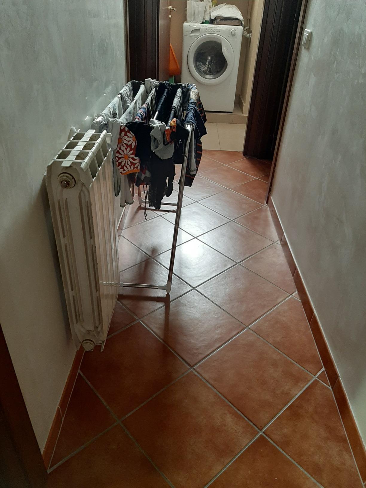 Solider Wäscheständer