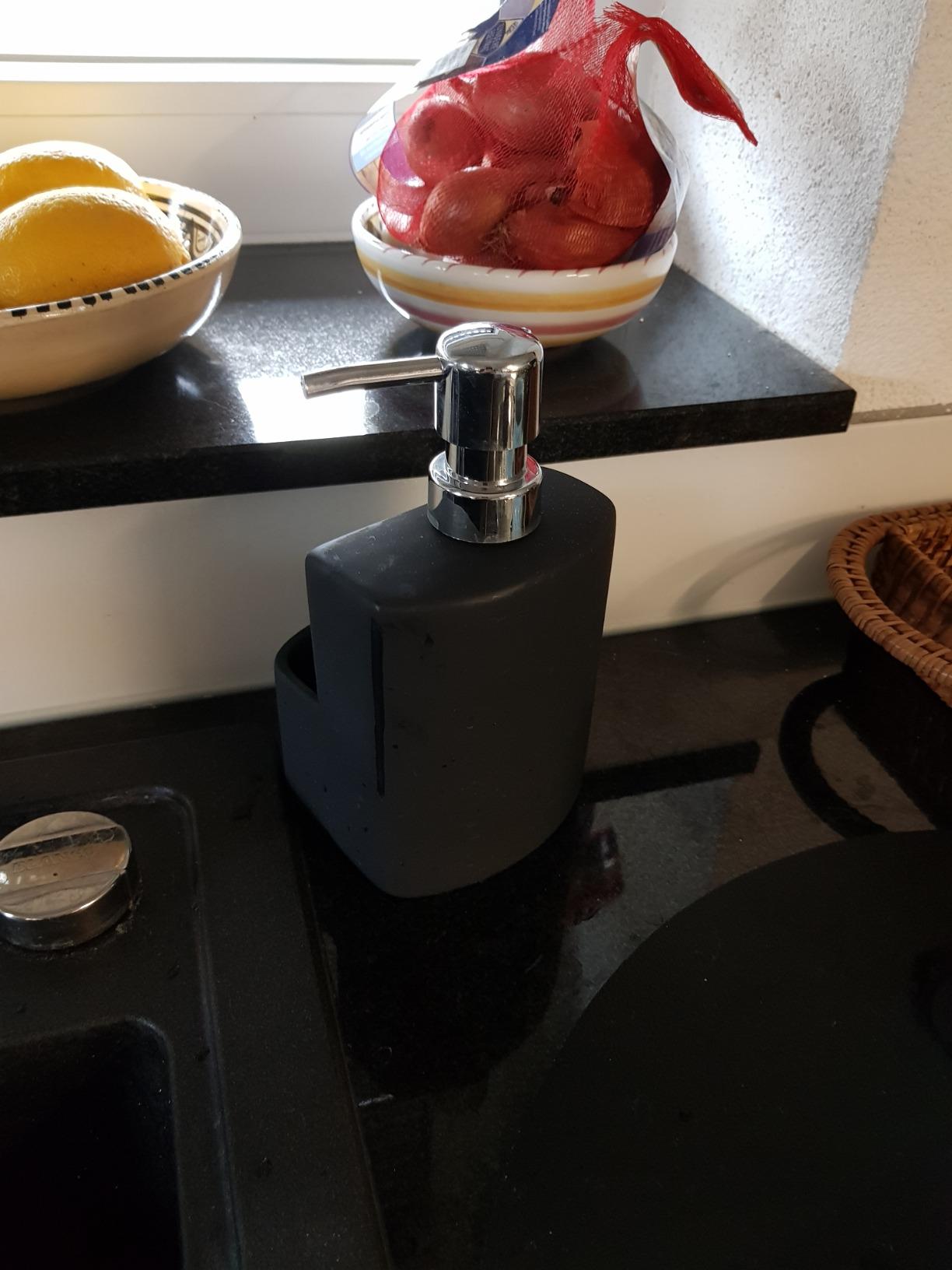 Praktisch mit Schwammfach