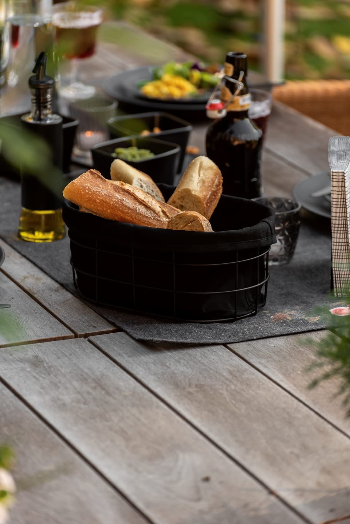 wenko-bela-brotkorb-black-outdoor-kitchen-metall-schwarz-27-x-17-x-11-5-cm image 6