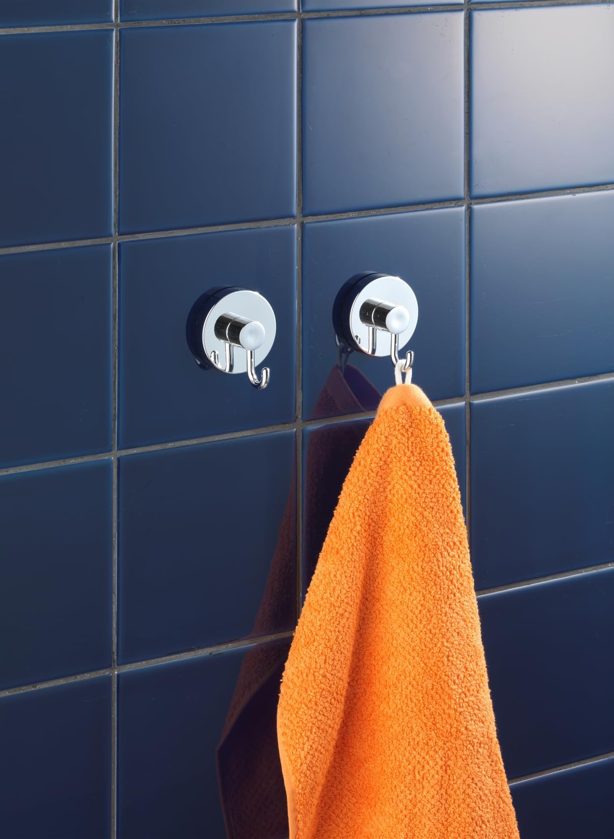 wenko-vacuum-loc-wandhaken-2er-set-handtuchhaken-chrom image 8