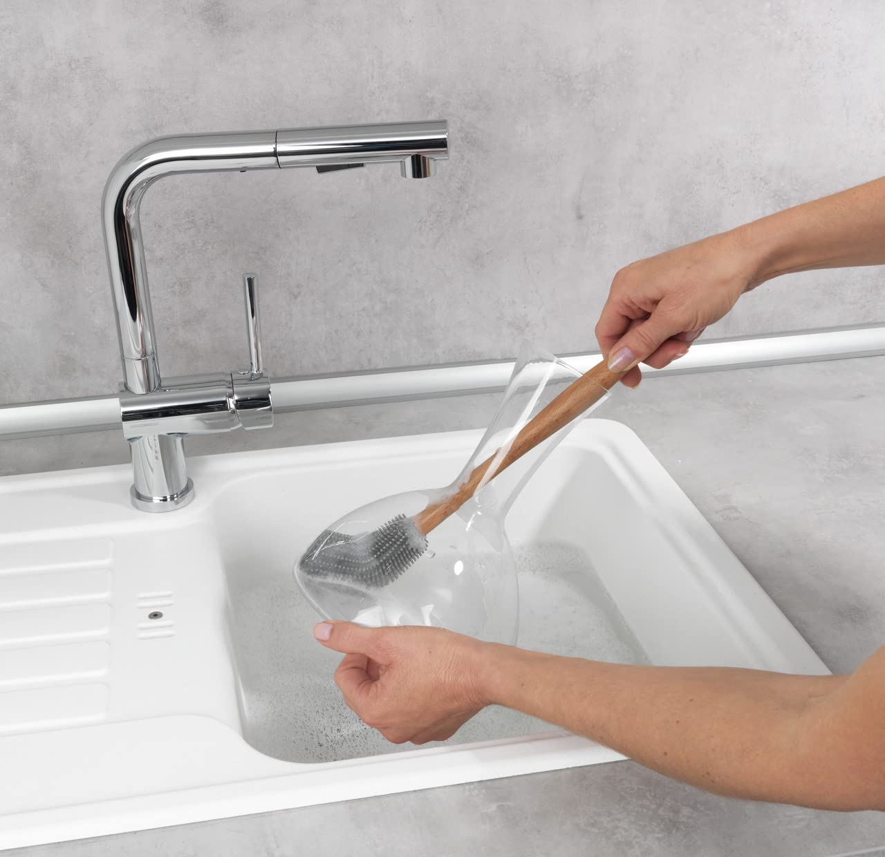 wenko-hollie-silikon-sp-lb-rste-mit-flexkopf-und-buchenholzgriff-4-5-x-30-cm image 3
