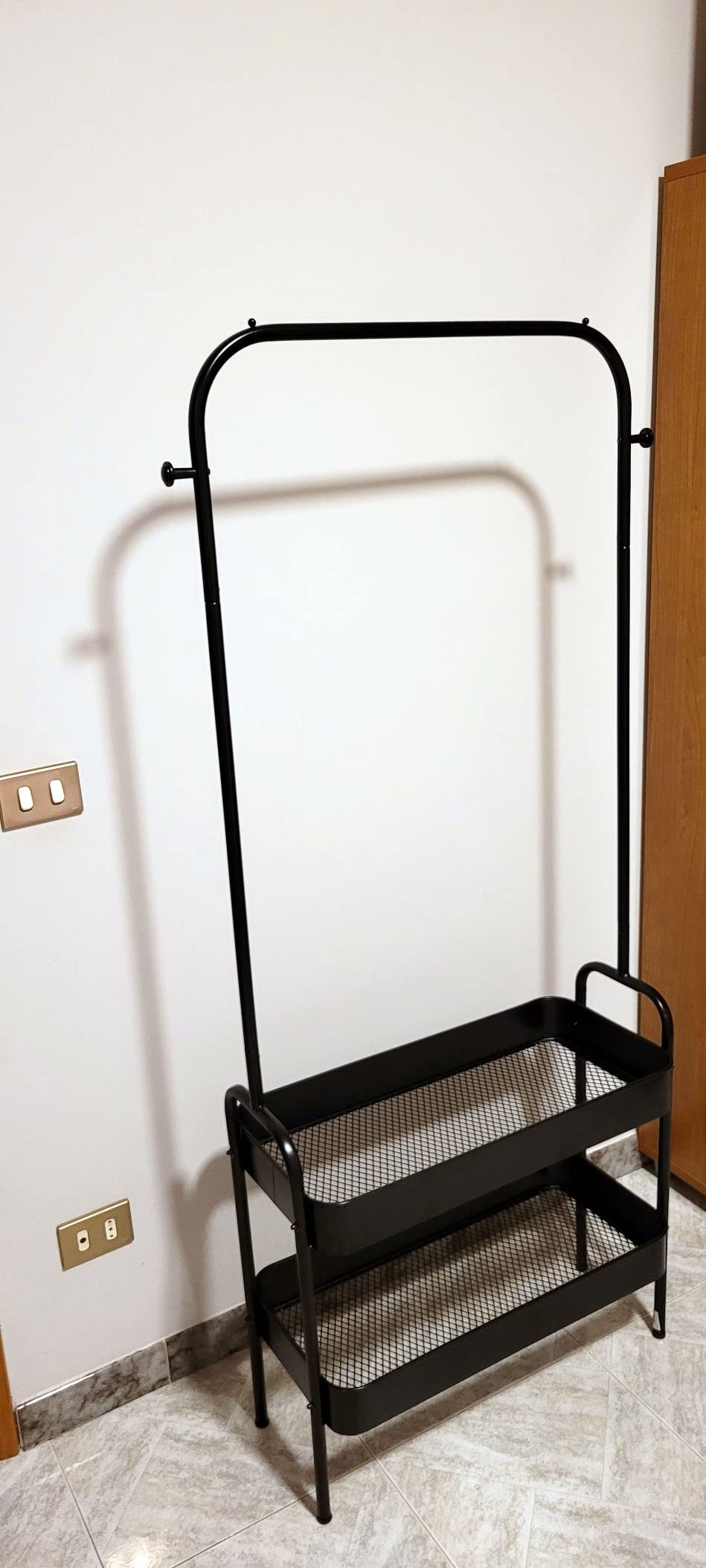 Perfekt für schmalen Flur